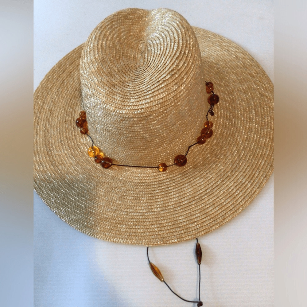NEW ! Rare Wyeth Straw Rancher with sliding Amber Beads